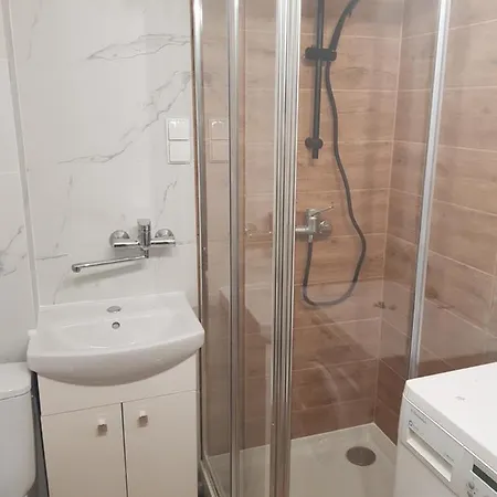 L14, Mieszkanie Dla Wszystkich アパート